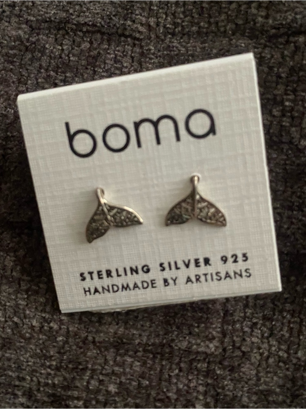 Boma 925 Silver Whale Tail Earrings